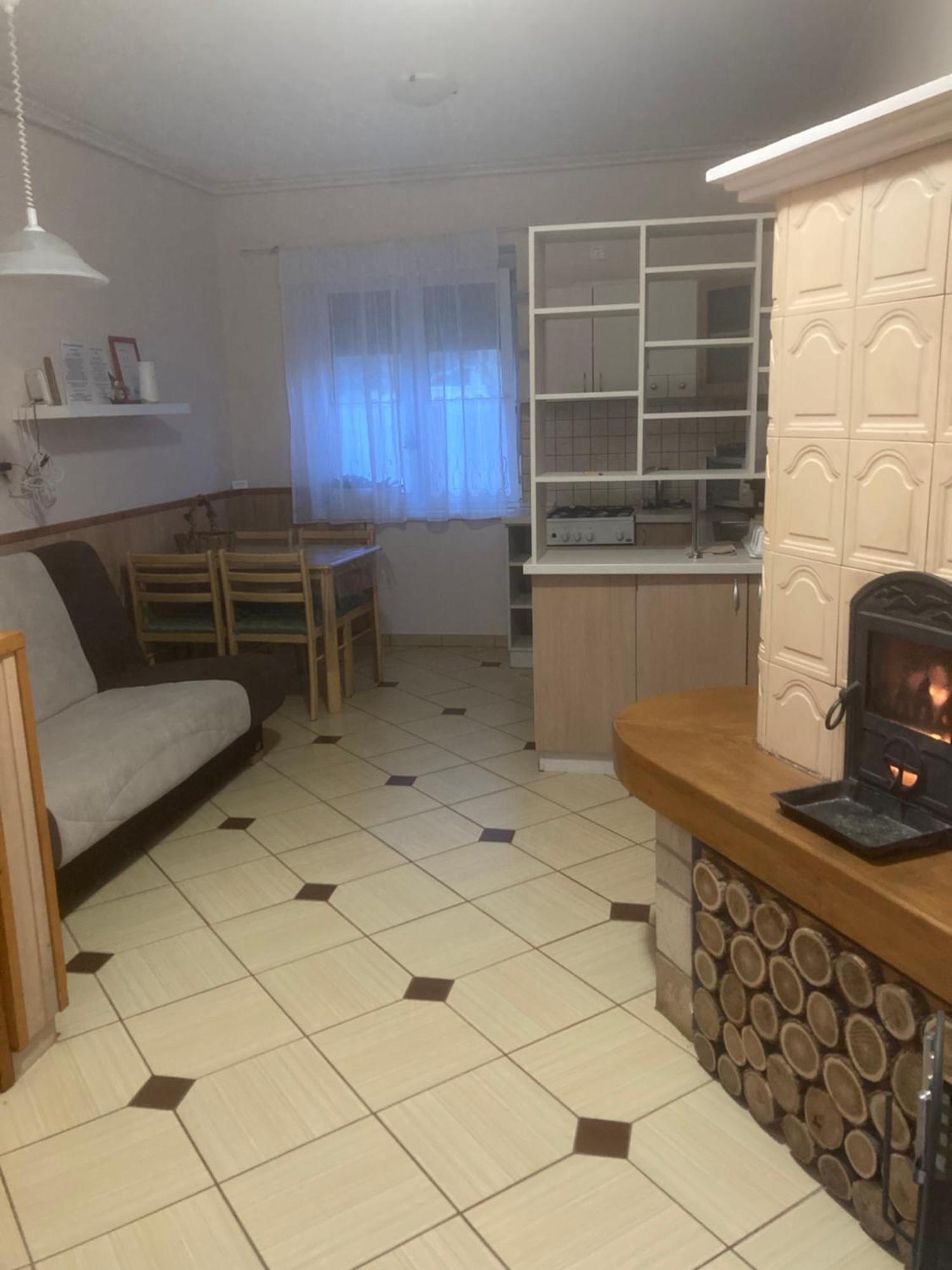 Platan Apartman Marcali Ngoại thất bức ảnh
